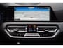 BMW 3-Serie 320i Business Edition Autom Navi Clima Apple Carplay LED Koplampen Cruise 2X PDC LMV Trekhaak ENZ NL Auto.
