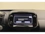 Peugeot 108 1.0 e-VTi Allure 72pk | 5 Deurs | Climate Control | Camera | Apple Carplay - Android Auto | Lichtmetalen Velgen | DAB Radio | Dealeronderhouden