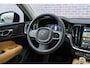 Volvo V60 2.0 T8 Plug-in hybrid AWD Plus Dark | Google | Long Range | Stoelventilatie | Schuif-/Kanteldak | Head-up Display | Getint Glas | Elek. Stoelen | Stoel-/Stuurverwarming | Harman Kardon Audio | Keyless Entry | Dodehoekdetectie | Elek. Achterklep | Zitverlenging | Memory | 18" LM