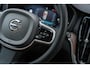 Volvo V60 2.0 T8 Plug-in hybrid AWD Plus Dark | Google | Long Range | Stoelventilatie | Schuif-/Kanteldak | Head-up Display | Getint Glas | Elek. Stoelen | Stoel-/Stuurverwarming | Harman Kardon Audio | Keyless Entry | Dodehoekdetectie | Elek. Achterklep | Zitverlenging | Memory | 18" LM