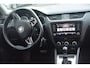 Skoda Octavia Combi 1.0 TSI Greentech Ambition Business Nederlandse auto 152776 NAP Nette auto dealeronderhouden laatste beurt bij 145000km met oa pdc trekhaak navigatie led ecc stoelverwarming