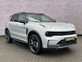 Lynk & Co 01 1.5 Plug-in Hybrid Business Edition | Black Pack | Panoramdak | Elektrisch schuifdak | 360 gr. Camera | Stuur/Stoelverwarming | Zwarte Hemelbekleding | Premium Audio | Park Assist Camera | Adaptive Cruise-control | Fullmap Navigatie |