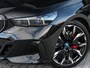BMW 5-Serie 550e XDRIVE M-SPORT PRO | SHADOW LINE | PANORAMADAK | NL-AUTO | ICONIC GRILL | COMFORT ACCESS | BOWERS & WILKINS | COMFORT SEATS | MEMORY SEATS | CARBON INTERIEUR | AMBIANCE VERLICHTING | ACHTERBANK VERWARMD | STOELVERWARMING EN -VENTILATIE | ACTIVE CRUI