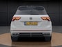 Volkswagen Tiguan 1.5 TSI R-Line Business+ | Pano dak | Trekhaak | Navigatie | IQ-Light | Elek. Achterklep | ACC |