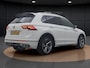 Volkswagen Tiguan 1.5 TSI R-Line Business+ | Pano dak | Trekhaak | Navigatie | IQ-Light | Elek. Achterklep | ACC |