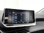 Peugeot e-208 EV Active 50 kWh 136pk | Accu SOH 96,6% | Navigatie via Apple Carplay / Android Auto | Climate Control | Cruise Control | Stoelverwarming | Keyless start | DAB+ radio | Bluetooth | Automatisch dimlicht | Regensensor | Armsteun | Multifunctioneel stuurwiel |