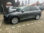 Audi Q3 45 TFSI e S edition 245 PK | S-Line | Automaat | Trekhaak | Navigatie | Stoelverwarming | Climate Control | Parkeersensoren | Adaptive Cruise Control | Dodehoeksensor | Audi Virtual Cockpit | Grootlichtassistent | Lichtmetalen velgen |