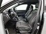 Audi Q3 45 TFSI e S edition 245 PK | S-Line | Automaat | Trekhaak | Navigatie | Stoelverwarming | Climate Control | Parkeersensoren | Adaptive Cruise Control | Dodehoeksensor | Audi Virtual Cockpit | Grootlichtassistent | Lichtmetalen velgen |