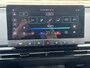 MG 4 MG4 Electric Luxury 64 kWh 204 pk Navigatie Camera Warmtepomp Carplay Stoelverwarming Elek Stoel Keyless Getint Glas NL Auto 3-fase laden fabrieksgarantie tot 01/2031