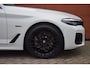 BMW 5-Serie Touring 530e xDrive M-Sport Trekhaak/HeadUp/Camera/Shadowline