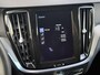 Volvo V60 2.0 T6 Recharge AWD R-Design | Long range | Massagestoelen met ventilatie | Adaptive cruise control | Nappa lederen bekleding | Stoel- en stuurwielverwarming | Elektrische stoelverstelling | Harman Kardon audio | Actieve LED koplampen | Parkeersensoren voor + achter | Achteruitrijcamera | Voorruitverwarming | Verwarmbare achterbank | Getint glas | Alarm |