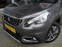 Peugeot 2008 1.2 PureTech Blue Lease Executive | Trekhaak | Cruise control | Climate control | Navigatie | Parkeersensoren achter | Lichtmetalen velgen | Extra getint glas