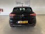 Renault Clio Tce 90 GPF Intens APPLE CARPLAY ANDROID AUTO / CLIMATE CONTROLE / NAVIGATIE / PARKEERSENSOREN / CRUISE CONTROLE.