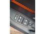 Peugeot e-2008 EV Active 50 kWh Navigatie | Stoelverwarming | Camera | DAB | Climate | 3-Fase! | Airco (automatisch) | Centrale deurvergrendeling met afstandsbediening | Cruise control