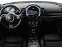 MINI Clubman 2.0 Cooper S | 192pk | Panoramadak | Leder | Trekhaak | Carplay | Navigatie | Parkeerhulp | Full LED | Verwarmde voorruit | Getint glas