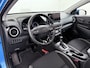 Hyundai Kona 1.6 HEV AUT-6 141pk Adaptive-Cr Trekhaak HUD Camera Android Apple Carplay Navi Bordherkenning PDC Fashion Keyless Head-Up-Display Auto-Pilot (Lane-Assist+ACC) ESP Mild Hybride Priv.Glass Botsing waarsch syst Dodehoek-assistent