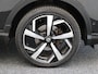Nissan Qashqai 115pk Tekna + | Bose Audio | Panoramdak | Elektrisch verstelbare stoelen | 19 Inch Velgen | Slechts 48760km |