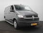 Volkswagen Transporter 2.0 TDI L2H1 28 Volkswagen Transporter 2.0 TDI L2H3 28 Trekhaak - Betimmering - Cruise - Apple carplay
