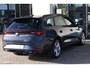 SEAT Leon Sportstourer 1.5 TSI e-Hybrid FR Business 204PK / 150kW DSG, uit voorraad leverbaar! 17" 'Dynamic' LMV, sportstoelen voor, zwarte dakhemel, dodehoekdetectie (side assist), buitenspiegels elektrisch verstel-, verwarm en inklapbare buitenspiegels, uitstap waarschuwing, adaptieve cruise control (acc), multifunctioneel lederen stuurwiel etc.