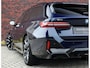 BMW 5-Serie Touring 550e xDrive | Pano - Trekhaak - B&W