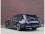 BMW 5-Serie Touring 550e xDrive | Pano - Trekhaak - B&W