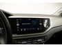 Volkswagen Polo 1.0 TSI Comfortline Sport (APPLE CARPLAY,GROOT NAVI,LED,CRUISE,TREKHAAK,DAB,SPORTSTOELEN,NETTE STAAT)