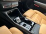 Volvo XC40 1.5 T2 Inscription | Pilot Assist | Leder | Standkachel | Camera |