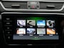 Skoda Superb 2.0 TSI 4x4 Sportline Business Panoramadak - Navigatie - 19 Inch - Xenon koplampen