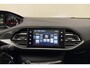 Peugeot 308 SW 1.2 PureTech Blue Lease Premium 130pk | Automaat | Climate Control | Panoramadak | Trekhaak | Parkeersensoren | Cruise Control | Lichtmetalen Velgen