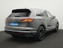 Volkswagen Touareg Elegance 3.0 TSi 381 pk tiptronic eHybrid 4MOTION | Panoramadak | Puglia leder | Geheugenstoelen | Rondomzicht camera | Stoelventilatie