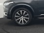 Volvo XC90 T8 Twin Engine AWD Inscription 7 Persoons Plug In Hybrid Dealer O.H PHEV | Panodak | Adaptive Cruise | Luxe Lederen Comfortzetels Massage & Ventilatie | Head Up | 360 Camera | Harman Kardon | Blis | Apple Carplay | Navigatie |
