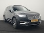 Volvo XC90 T8 Twin Engine AWD Inscription 7 Persoons Plug In Hybrid Dealer O.H PHEV | Panodak | Adaptive Cruise | Luxe Lederen Comfortzetels Massage & Ventilatie | Head Up | 360 Camera | Harman Kardon | Blis | Apple Carplay | Navigatie |