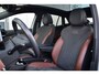 Volkswagen ID.4 Tech 77 kWh | Pano | Trekhaak | Half Leer | HUD | Stuur- en Stoelverwarming
