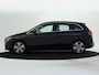 Mercedes-Benz B-klasse 250 e Business Line | Stoelverwarming | LED Koplampen | Achteruitrij camera | Spiegel pakket Inclusief 24 maanden MB Certified garantie voor Europa.