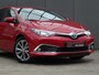 Toyota Auris 1.8 Hybrid Executive * 4 SEIZOENSBANDEN * TREKHAAK !!