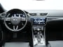 Skoda Superb Combi 1.4 TSI iV Laurin & Klement Plug In Hybrid 218pk Dealer O.H PHEV | Panodak | Trekhaak af Fabriek | Adaptive Cruise | Lederen Sportstoelen Memory & Venilatie | Camera | Crystal LED | 19"L.M | Virtual | Navigatie |