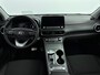 Hyundai Kona Electric EV Fashion 64 kWh | Facelift | Warmtepomp | Stoel + stuurverwarming | El. bed. voorstoelen | 3-Fasen |