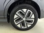 Hyundai Kona Electric EV Fashion 64 kWh | Facelift | Warmtepomp | Stoel + stuurverwarming | El. bed. voorstoelen | 3-Fasen |
