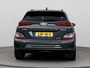 Hyundai Kona Electric EV Fashion 64 kWh | Facelift | Warmtepomp | Stoel + stuurverwarming | El. bed. voorstoelen | 3-Fasen |