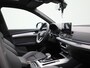 Audi Q5 Sportback 55 TFSI e S edition Competition 367 PK | S-line | Automaat | Navigatie | B&O | Panoramadak | Luchtvering | Head-up display | Stoelverwarming voor en achter | Trekhaak | LED Matrix | Parkeerassistent | Adaptive Cruise Control |