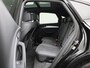 Audi Q5 Sportback 55 TFSI e S edition Competition 367 PK | S-line | Automaat | Navigatie | B&O | Panoramadak | Luchtvering | Head-up display | Stoelverwarming voor en achter | Trekhaak | LED Matrix | Parkeerassistent | Adaptive Cruise Control |