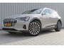 Audi E-tron 55 quattro 95 kWh | Incl. garantie12 maanden | 100% onderhouden | Stoelverwarming + ventilatie | Bang & Olufsen | Panoramadak | Head-up display | Camera spiegels | 360° camera | 408 PK | Adaptieve cruise |