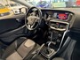 Volvo V40 2.0 T2 Nordic+ Navigatie| Trekhaak | Stoelverwarming | Dealer onderhouden | NAP