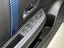 Citroën E-C4X Ë-C4 X EV Feel 50kWh 136pk | Accu SOH 95,3% | Navigatie via Apple Carplay / Android Auto | Climate Control | Cruise Control | Parkeersensoren | Armsteun | Led koplampen | Adaptief demping systeem | Bluetooth | DAB+ radio | Volledig digitaal instrumentenpaneel | Armsteun | 18" lichtmetalen velgen |