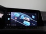 Volkswagen Golf 1.5 eTSI Style Navigatie | Parkeersensoren | Adaptieve cruise control | Camera | 19 inch |
