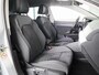 Volkswagen Golf 1.5 eTSI Style Navigatie | Parkeersensoren | Adaptieve cruise control | Camera | 19 inch |