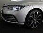 Volkswagen Golf 1.5 eTSI Style Navigatie | Parkeersensoren | Adaptieve cruise control | Camera | 19 inch |