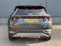 Hyundai Tucson 1.6 T-GDI HEV Comfort Smart / Eerste Eigenaar / Dealer Onderhouden / Navigatie / Stoel+Stuur Verwarming / Achteruitrij Camera / Elektrische Achterklep /