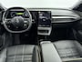 Renault Megane E-Tech EV60 220Pk Optimum Charge Iconic | Lederen bekleding | Elektrische Stoelen | Trekhaak | Stoel & Stuurverwarming | Parkeersensoren & Camera | Multisense | Privacy Glass | Harman Cardon Geluid | 450km WLTP |