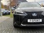 Lexus UX 250h F Sport Line | Trekhaak, Head up display, Parkeersensoren, 18 inch, Elektrische bedienbare stoel, Stoel + Stuurverwarming